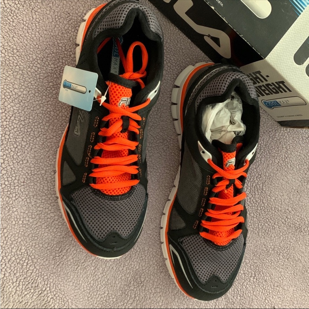 FILA Sneakers